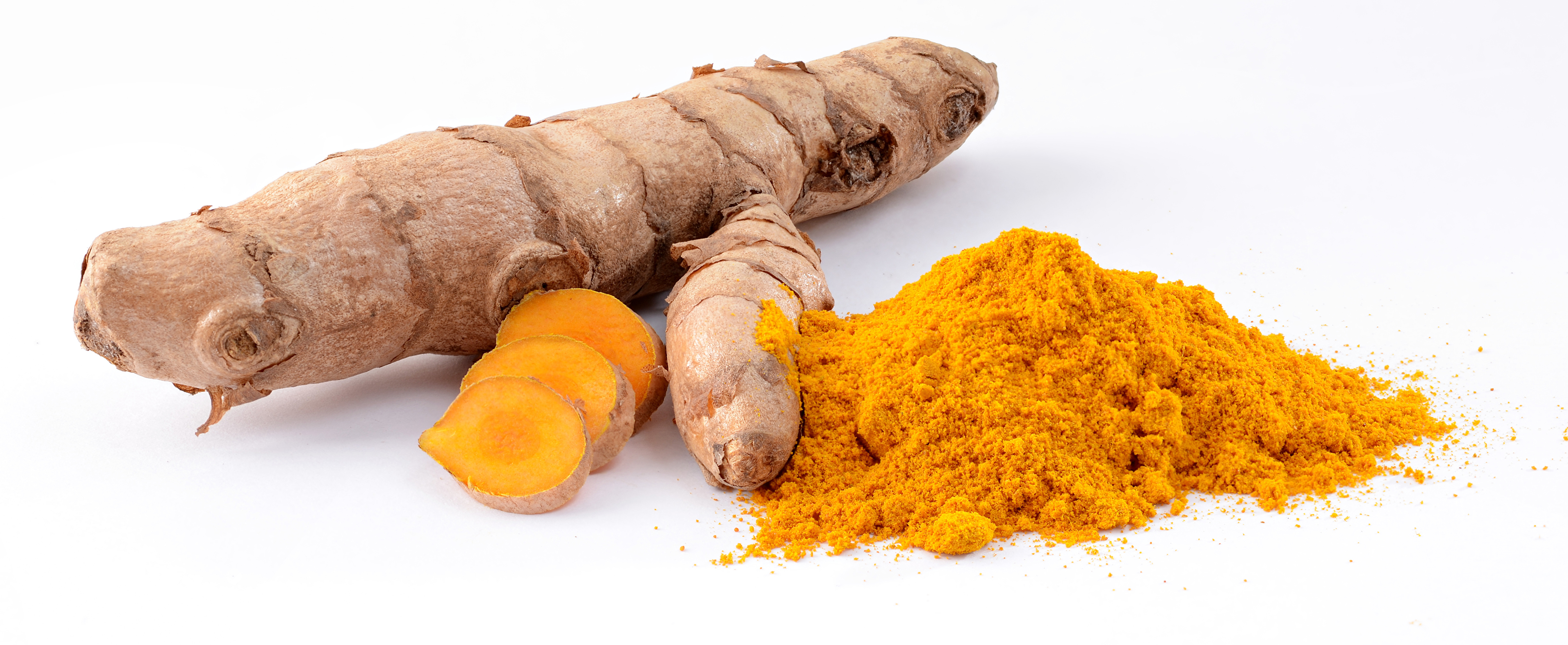 হলুদ (Curcuma longa): কাঁচা কন্দ ও গুঁড়া। ছবি: Simon A. Eugster / উইকিমিডিয়া কমন্স (CC BY-SA 3.0)